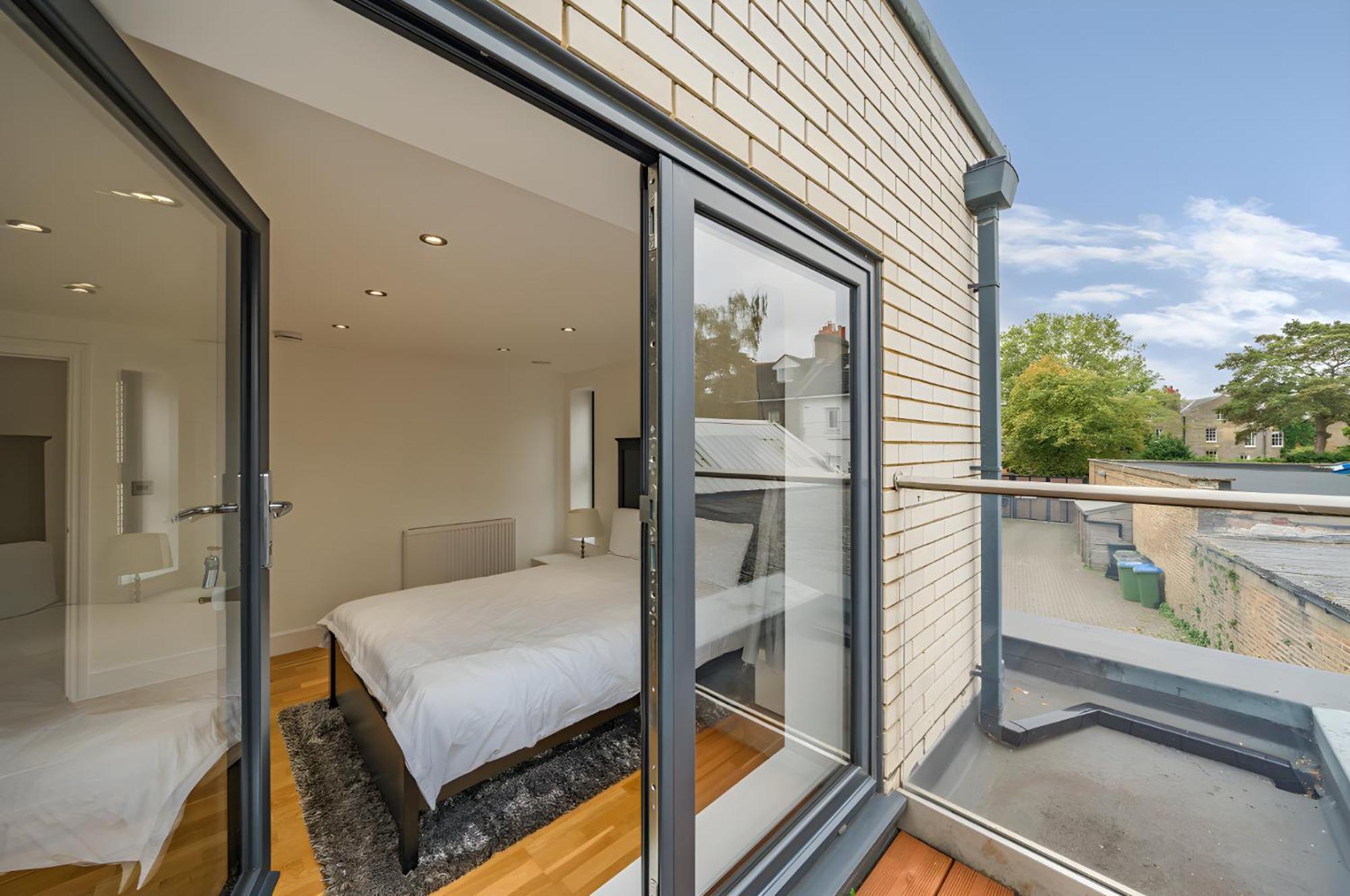Modern Blackheath Home London Exterior photo